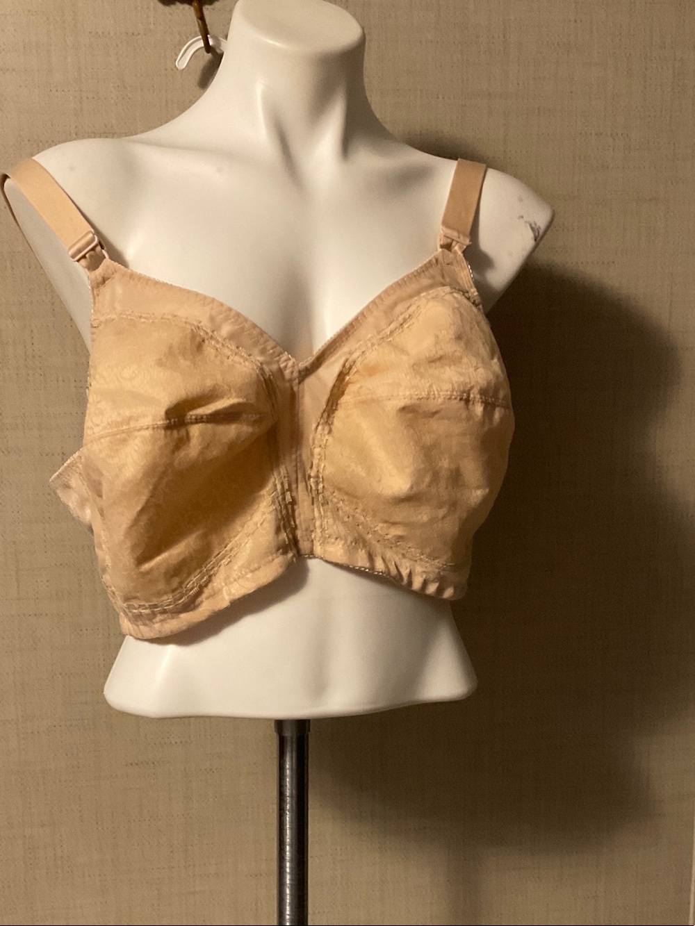 Classic Full Coverage Comfort Bra in Beige - Women Intimates & Sleepwear